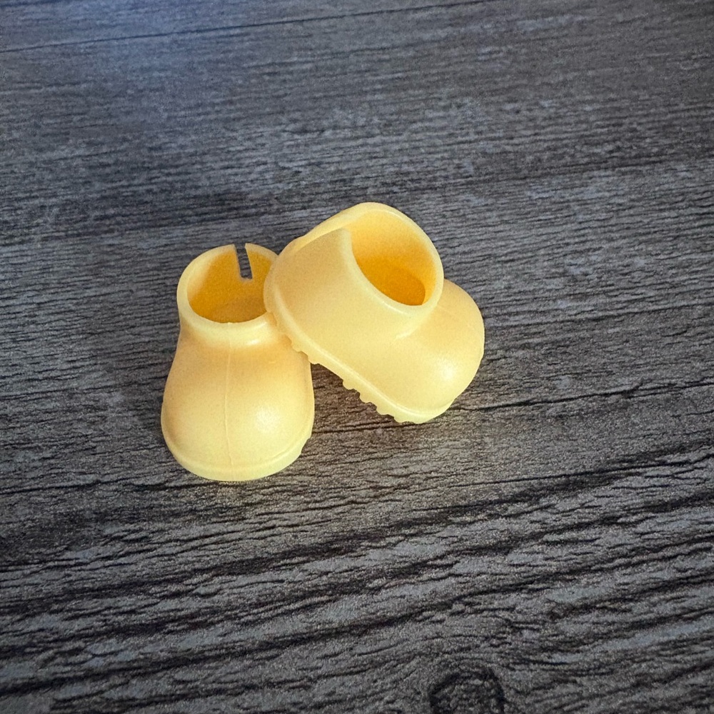 Colorful boots for labubu doll